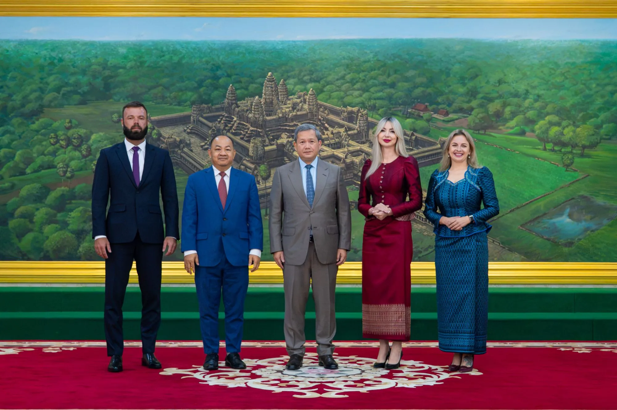 Meeting with the Prime Minister of Cambodia Hun Manet, photo report